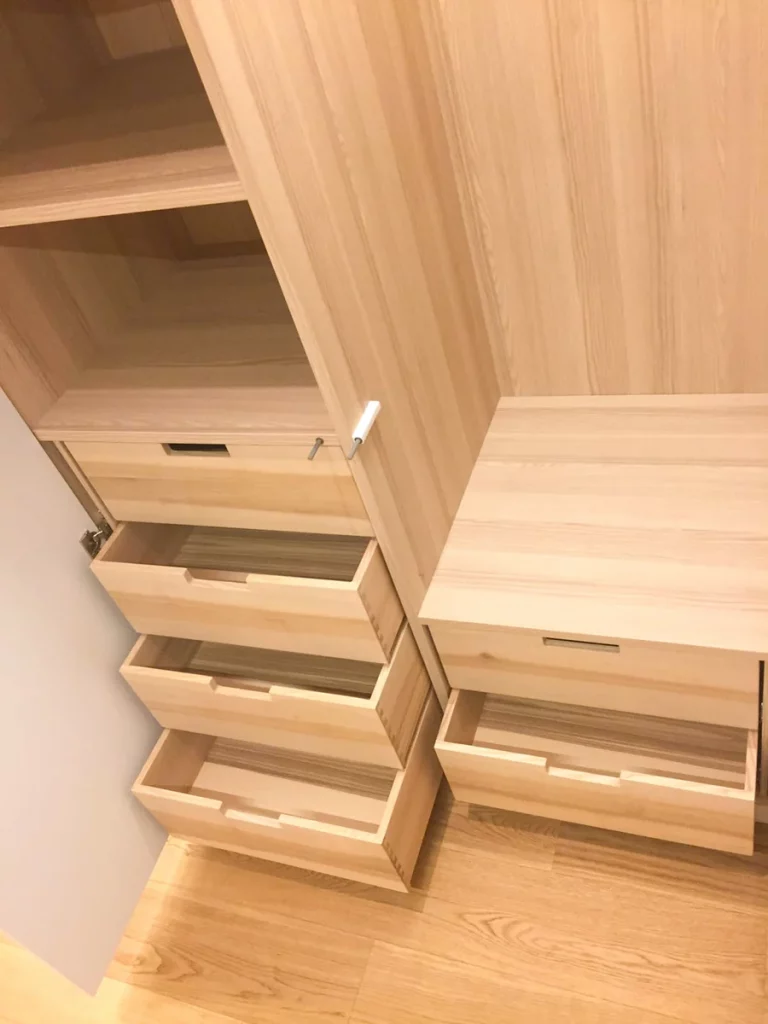 Schlafzimmer 5-1-2